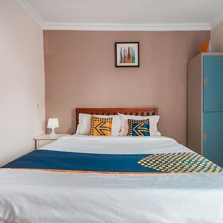 Spot On 2033 Kayumanis Homestay Syariah จาการ์ตา ภายนอก รูปภาพ