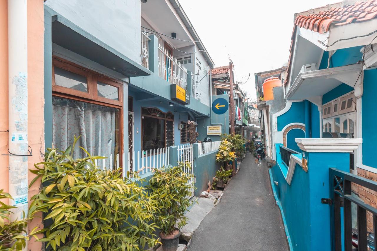 Spot On 2033 Kayumanis Homestay Syariah จาการ์ตา ภายนอก รูปภาพ