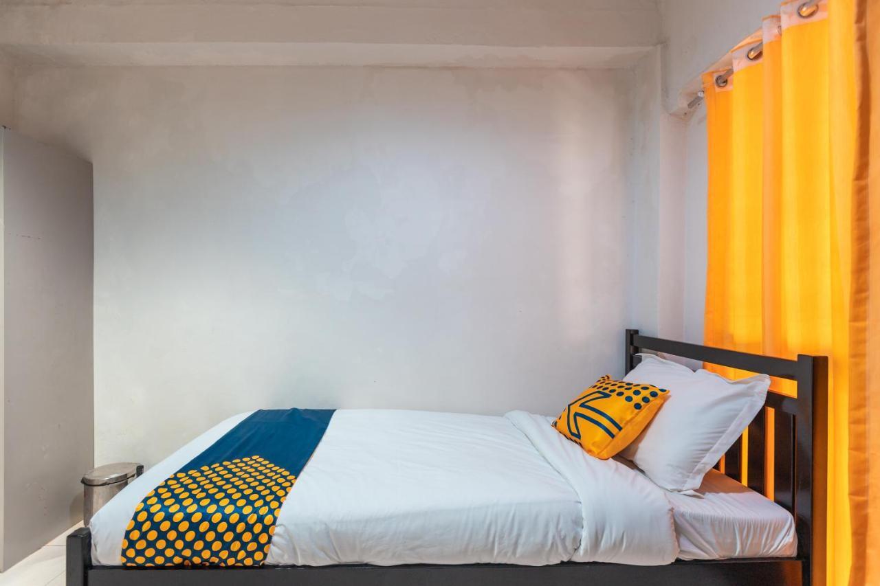Spot On 2033 Kayumanis Homestay Syariah จาการ์ตา ภายนอก รูปภาพ